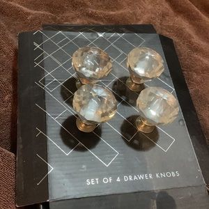 4 diamond knobs for cabinet